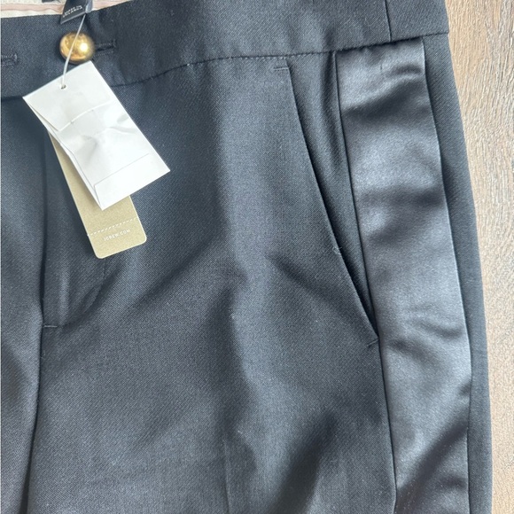 J. Crew black pants with satin side detail. New! Gold buttons. Women’s size 4. - Picture 3 of 10